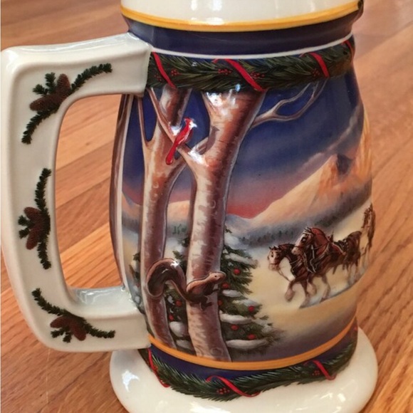 Budweiser VTG 2000/1999 Holiday in The Mountains Christmas Beer Stein Clydesdale - Picture 9 of 9